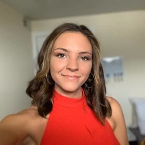 Meet your Posher, Lydia